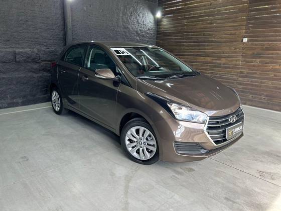 HYUNDAI HB20 1.0 COMFORT PLUS 12V FLEX 4P MANUAL HYUNDAI HB20 1.0 COMFORT PLUS 12V FLEX 4P MANUAL